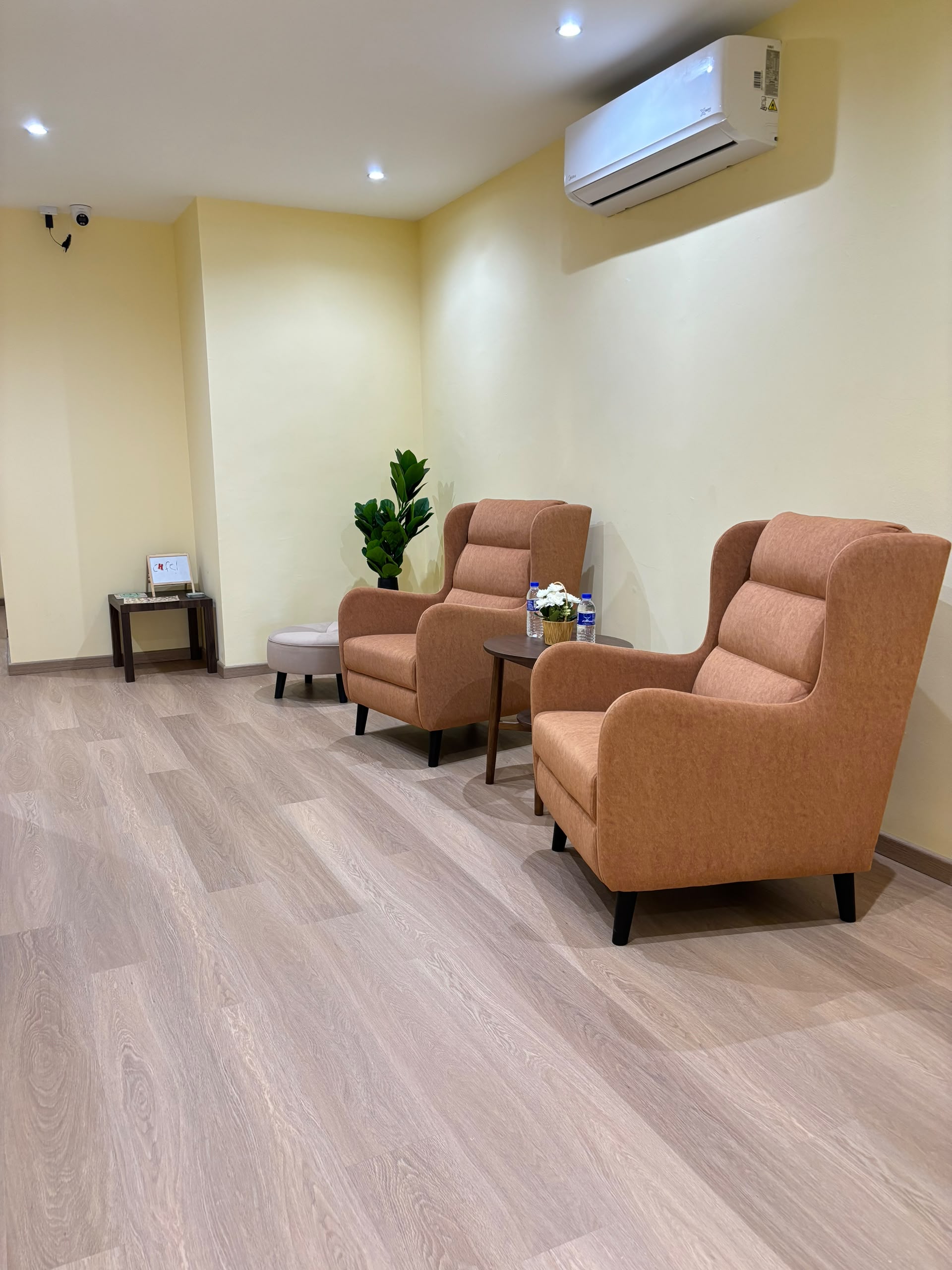 Comfortable waiting area at Aurea Dental, Shah Alam